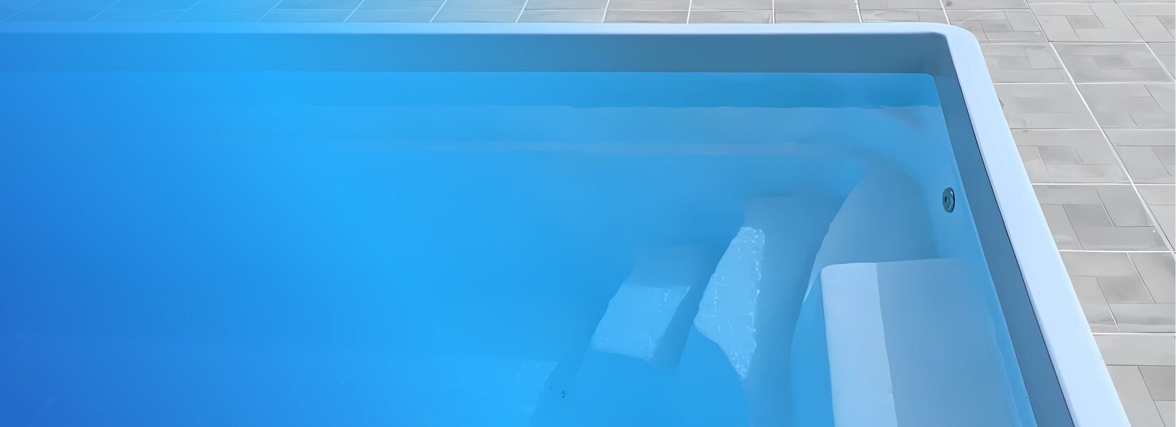 Бордюрный камень для бассейна — установка в Каменске-Уральском